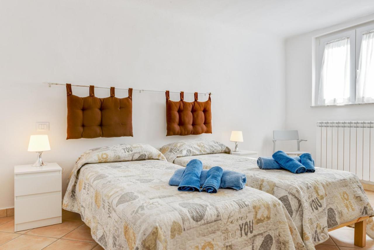 La Spezia Migliarina Bedrooms Exterior foto